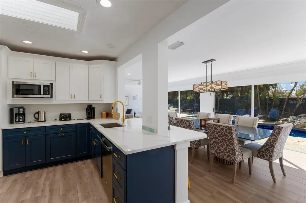 419 Clark Drive Holmes Beach FL 34217
