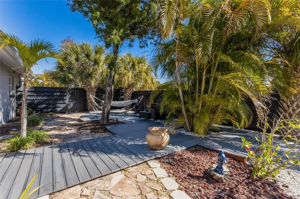 419 Clark Drive Holmes Beach FL 34217