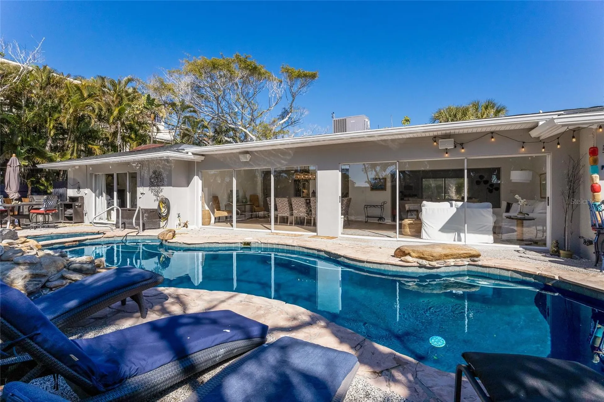 419 Clark Drive Holmes Beach FL 34217