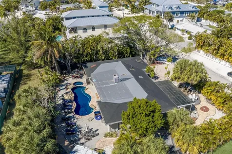 419 Clark Drive Holmes Beach FL 34217