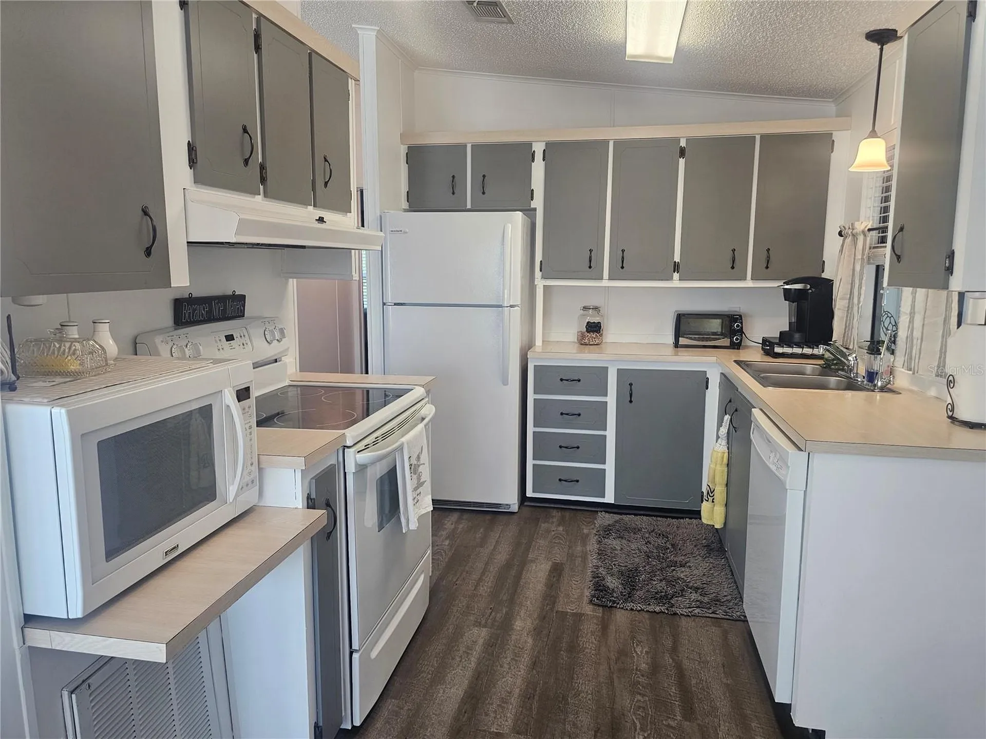 433 Sailfish Boulevard Oldsmar FL 34677