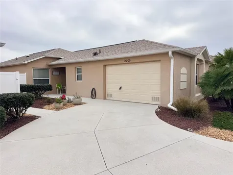 2000 Goldenrod Court The Villages FL 32162