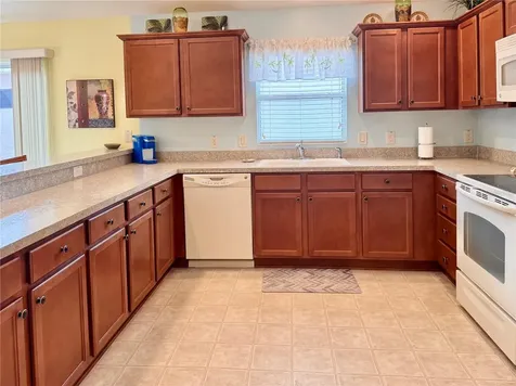 2000 Goldenrod Court The Villages FL 32162