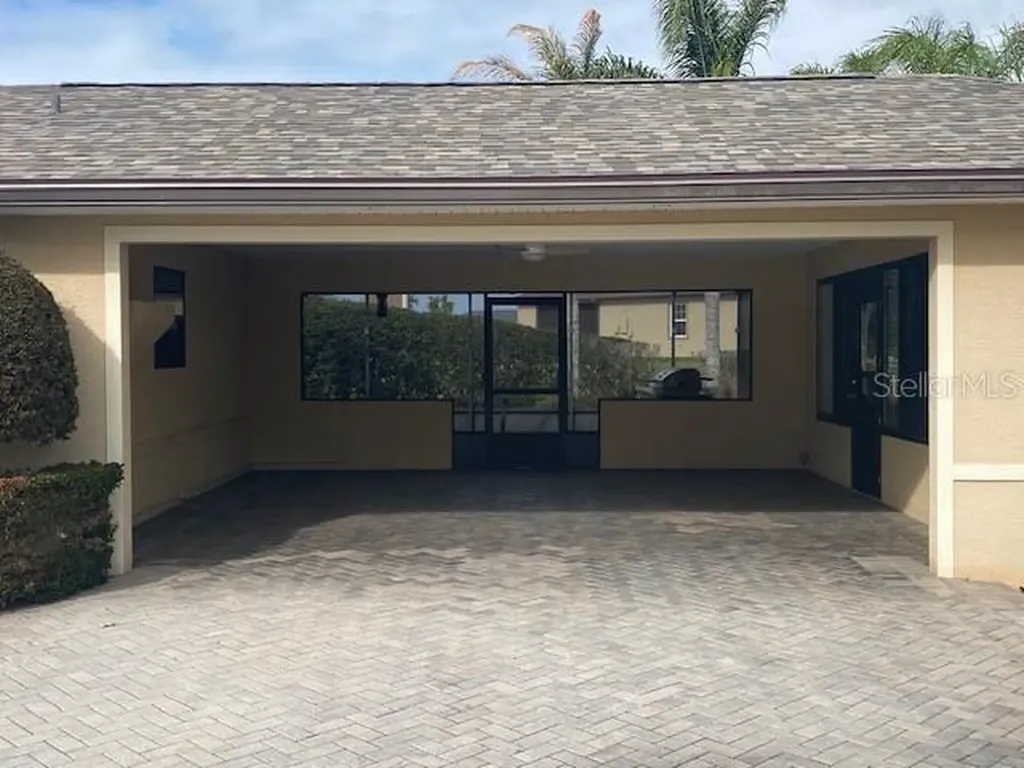 561 Meandering Way Polk City FL 33868