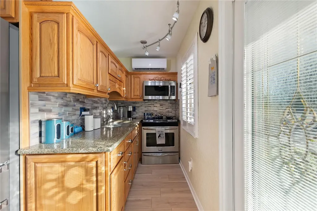 561 Meandering Way Polk City FL 33868