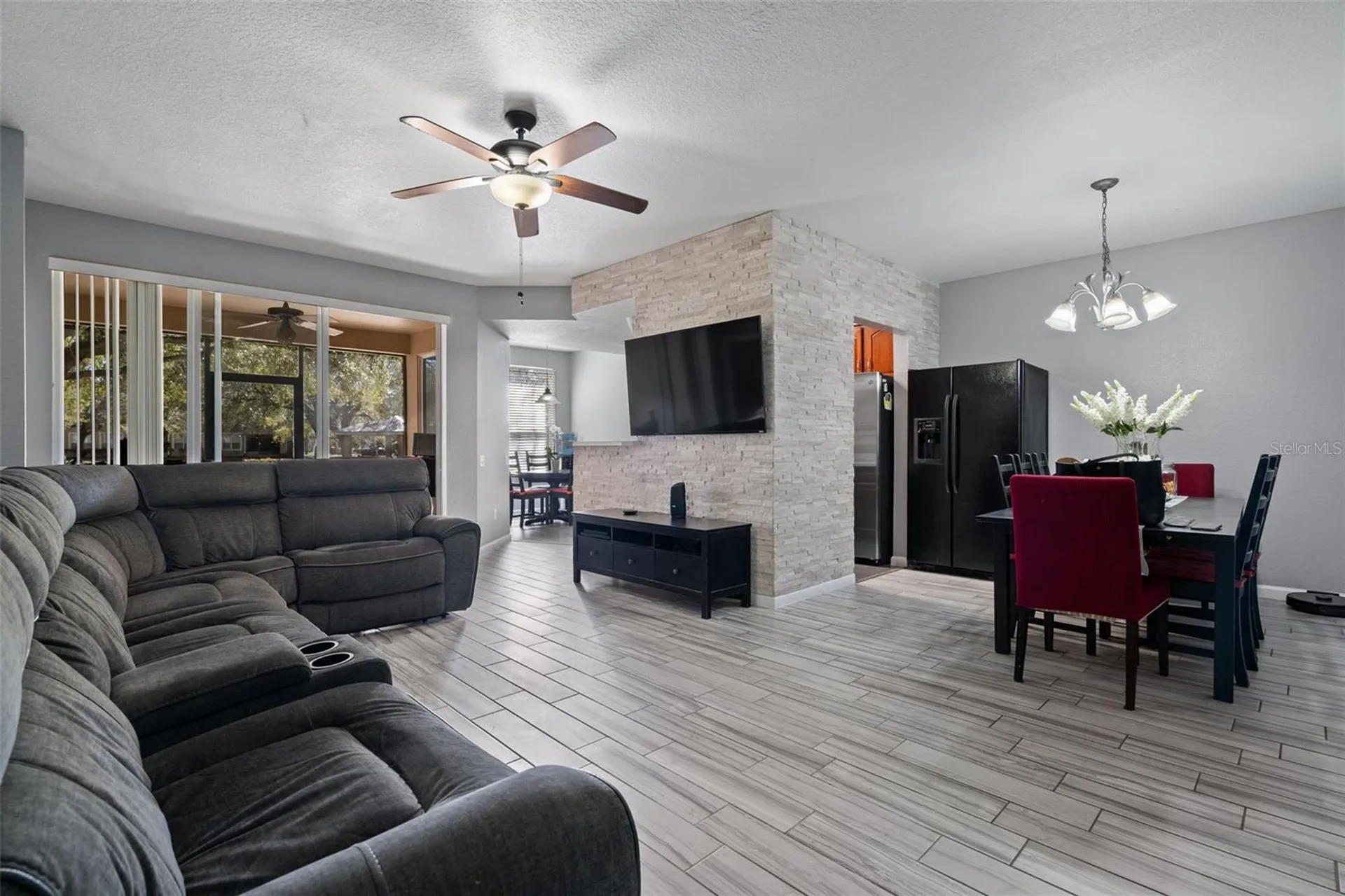 2595 Metro Sevilla Drive Orlando FL 32835