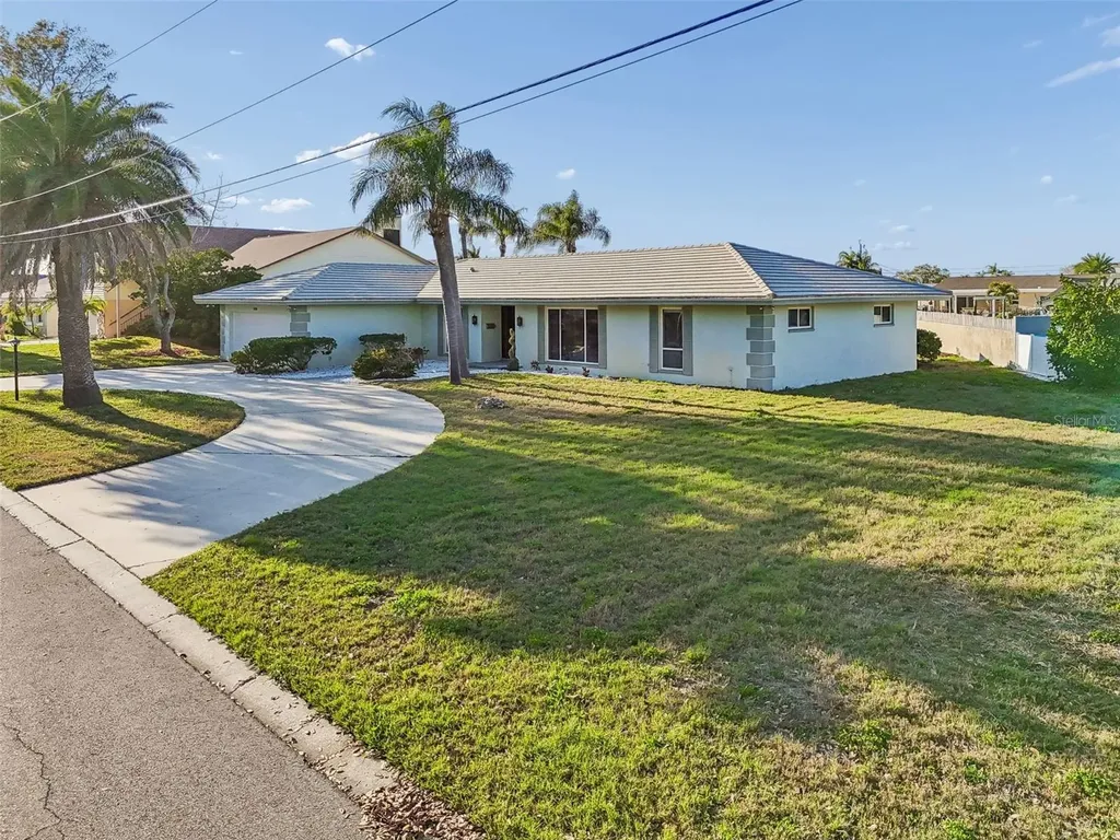 4415 Clearwater Harbor Drive N Largo FL 33770