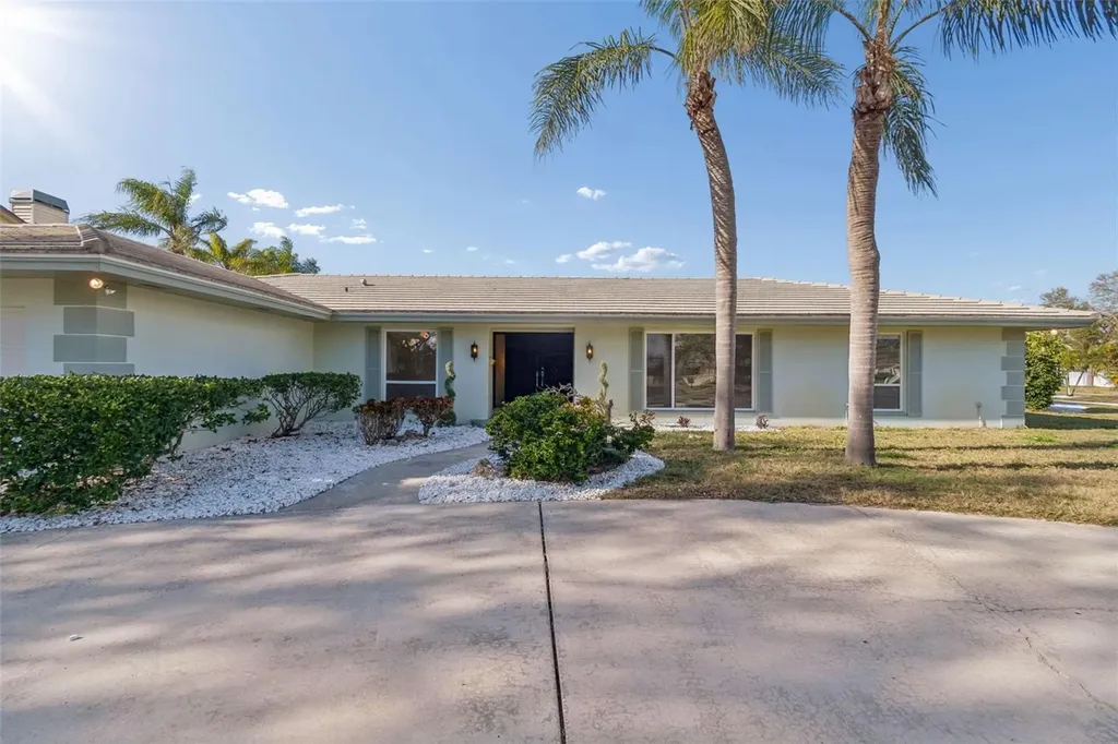 4415 Clearwater Harbor Drive N Largo FL 33770