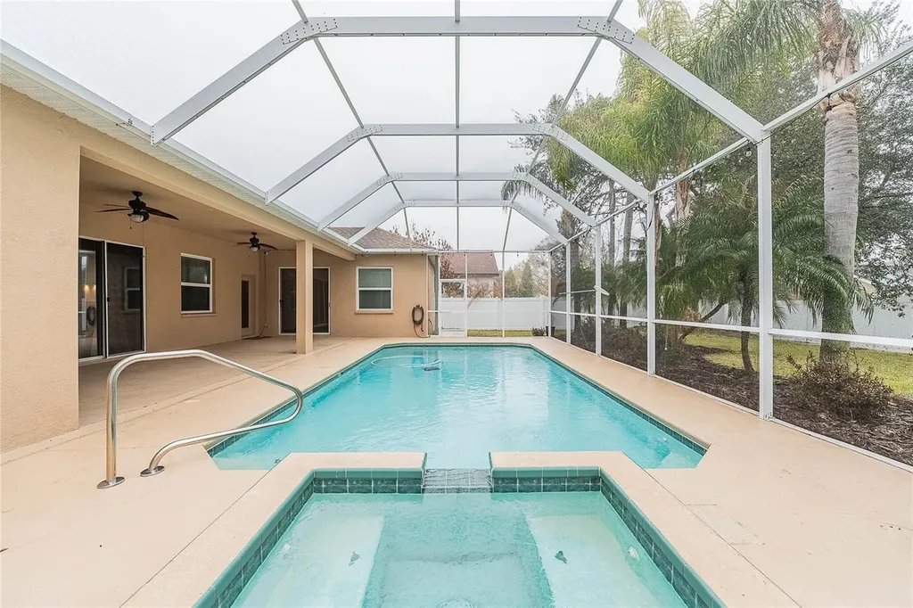 2706 Durant Trails Boulevard Dover FL 33527