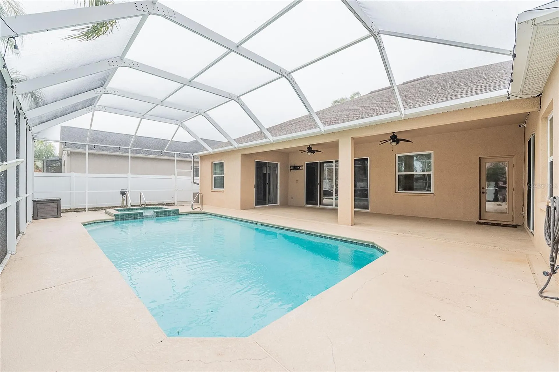2706 Durant Trails Boulevard Dover FL 33527