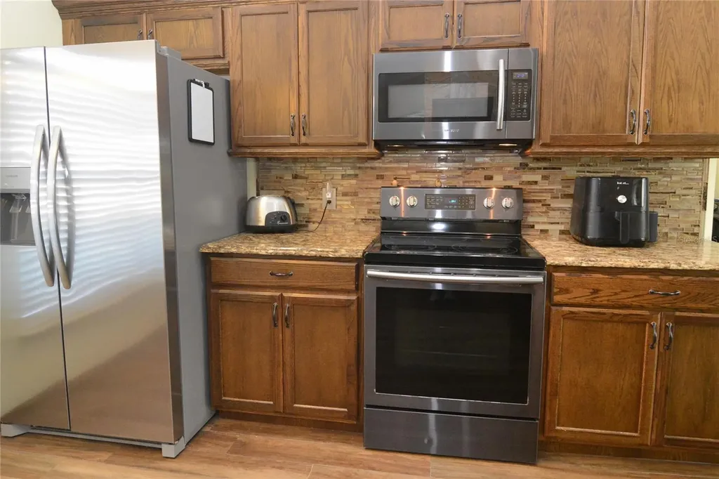 19 Spring Ridge Drive Debary FL 32713