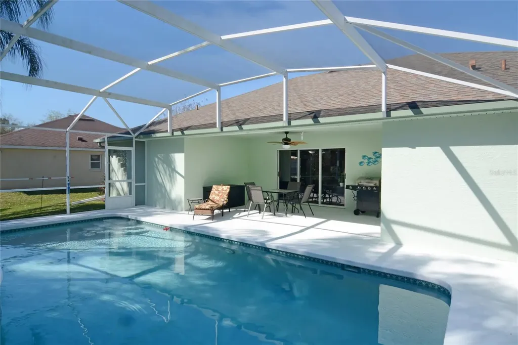 19 Spring Ridge Drive Debary FL 32713