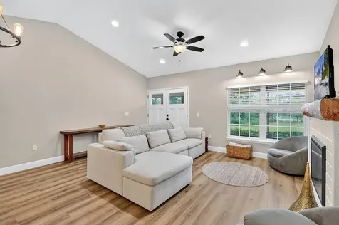9054 Lincoln Road St Cloud FL 34773