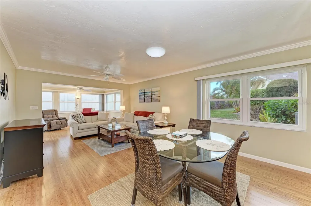 390 301 Boulevard W Bradenton FL 34205
