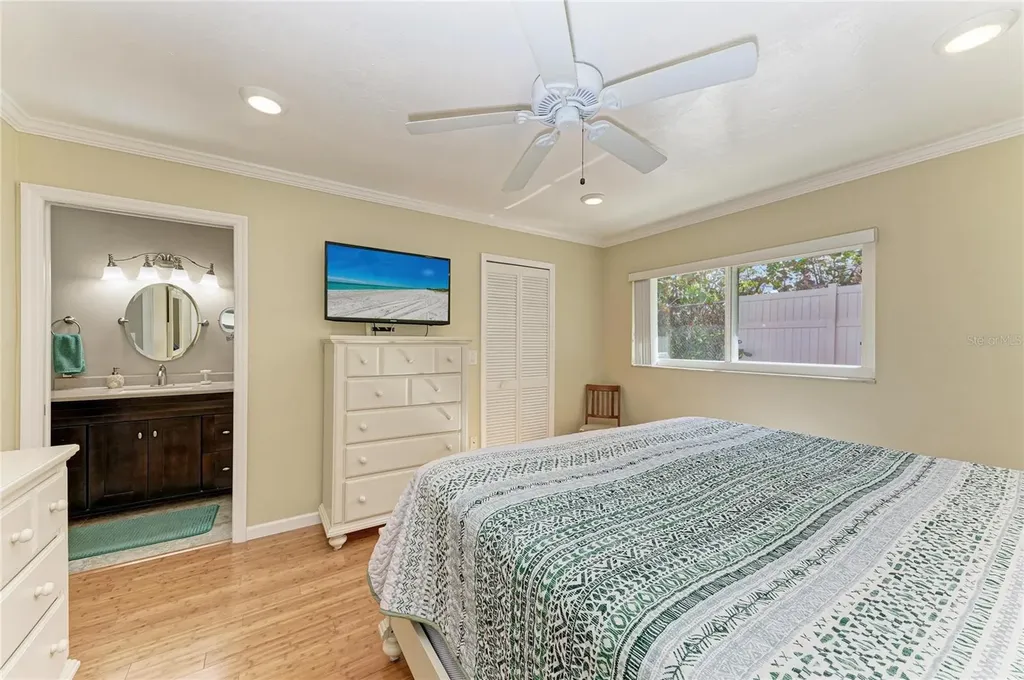 390 301 Boulevard W Bradenton FL 34205