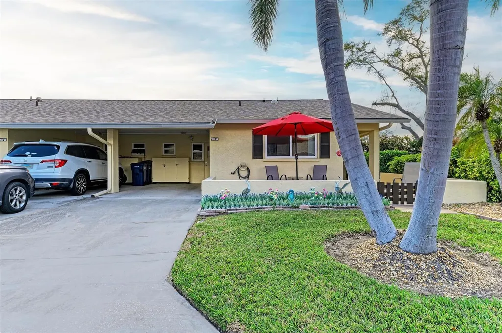 390 301 Boulevard W Bradenton FL 34205