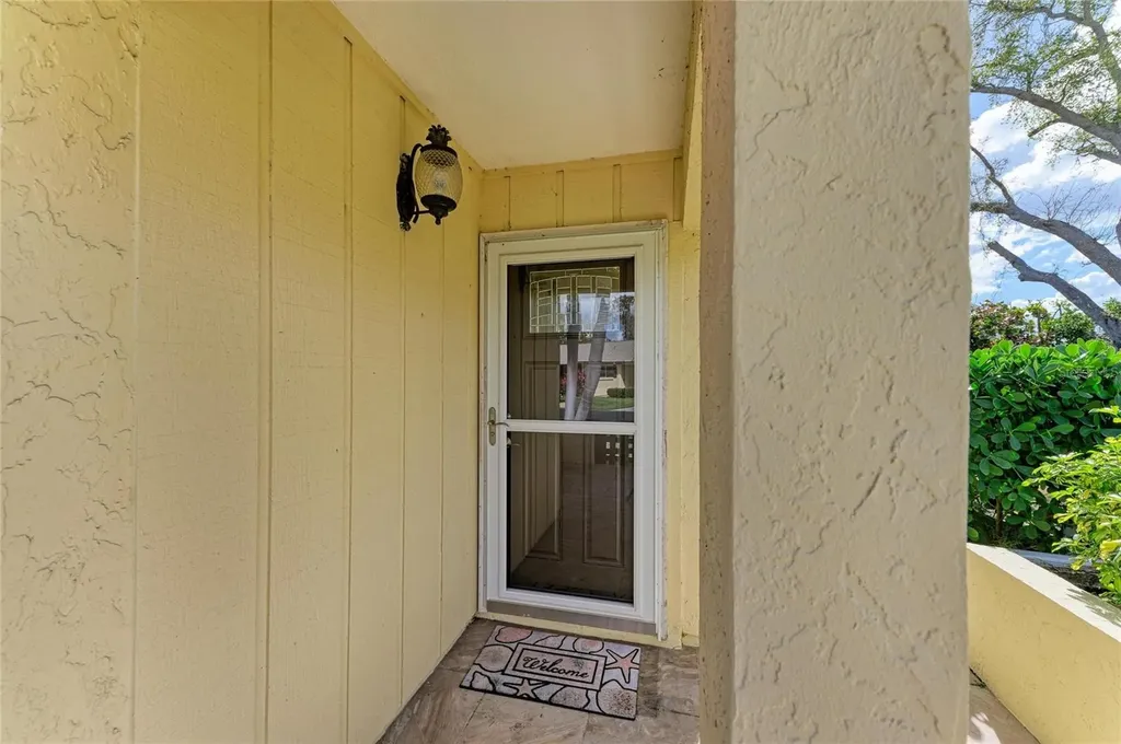 390 301 Boulevard W Bradenton FL 34205