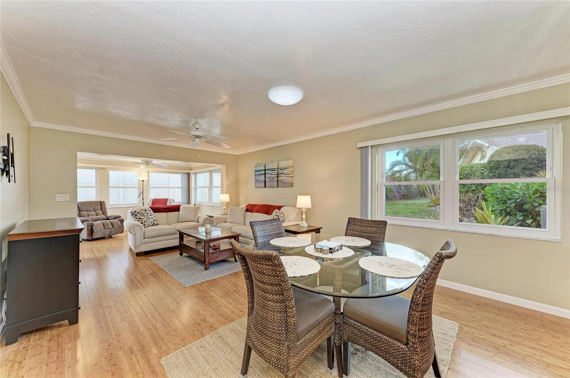 390 301 Boulevard W Bradenton FL 34205