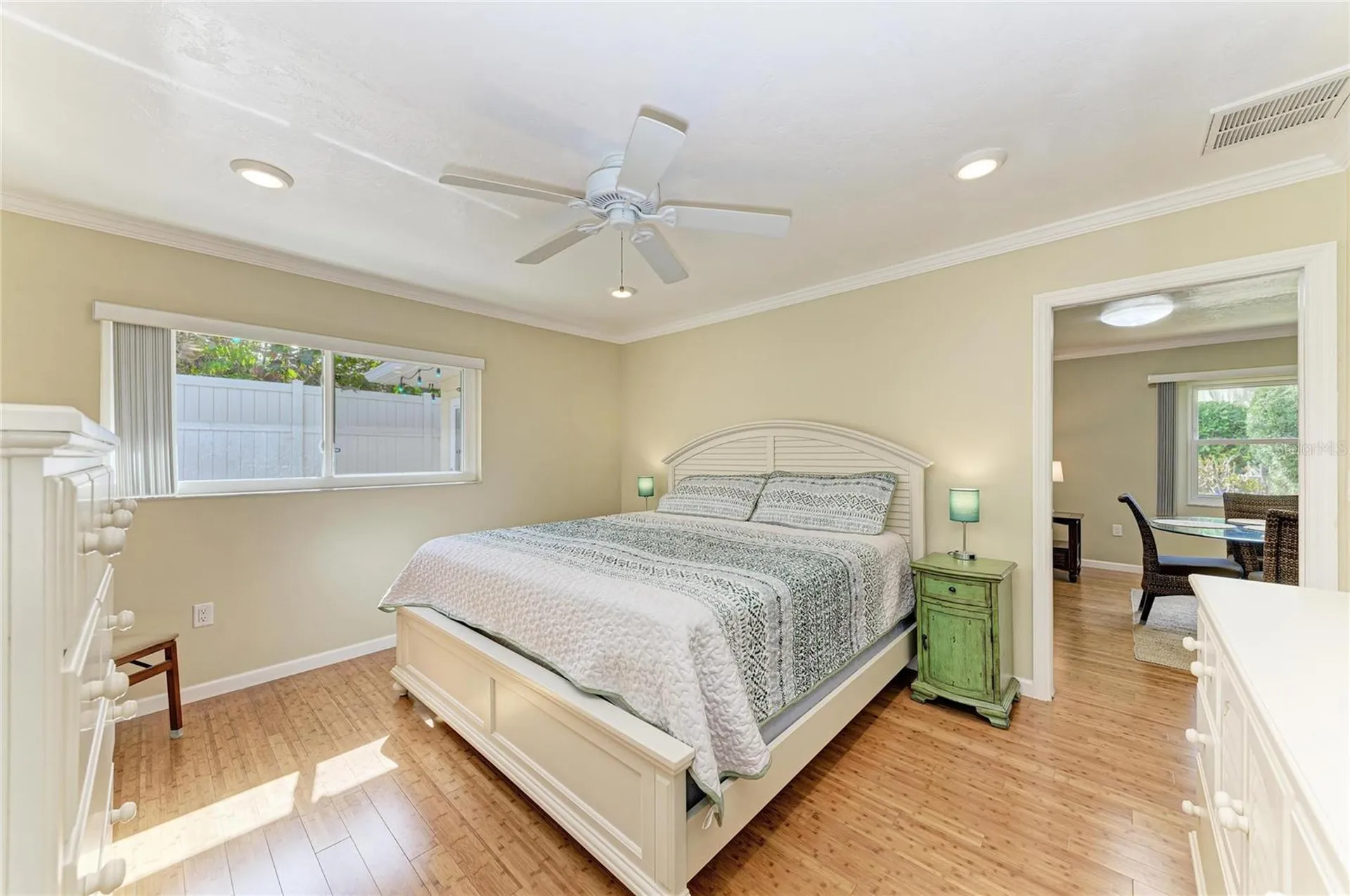 390 301 Boulevard W Bradenton FL 34205