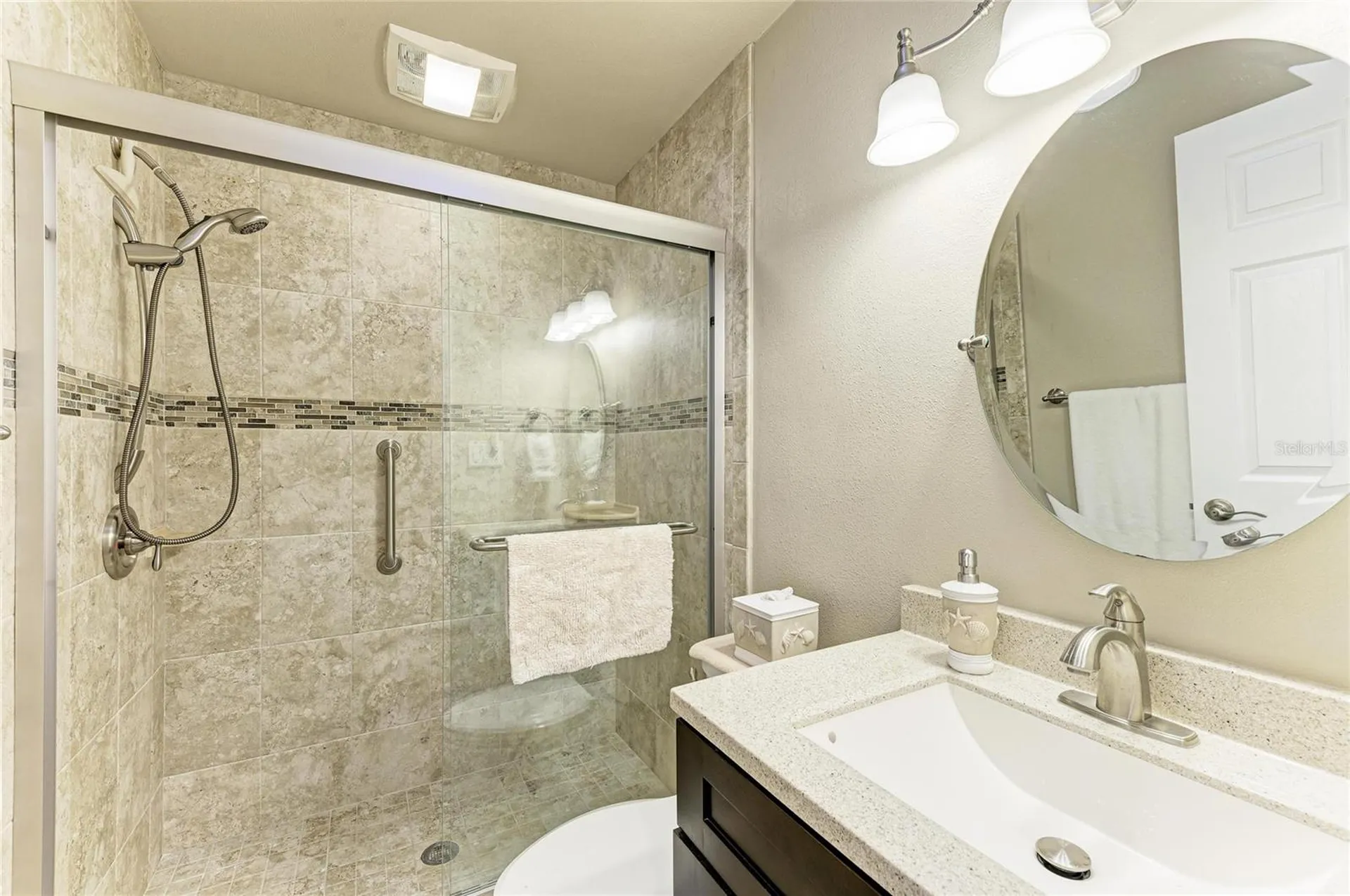 390 301 Boulevard W Bradenton FL 34205