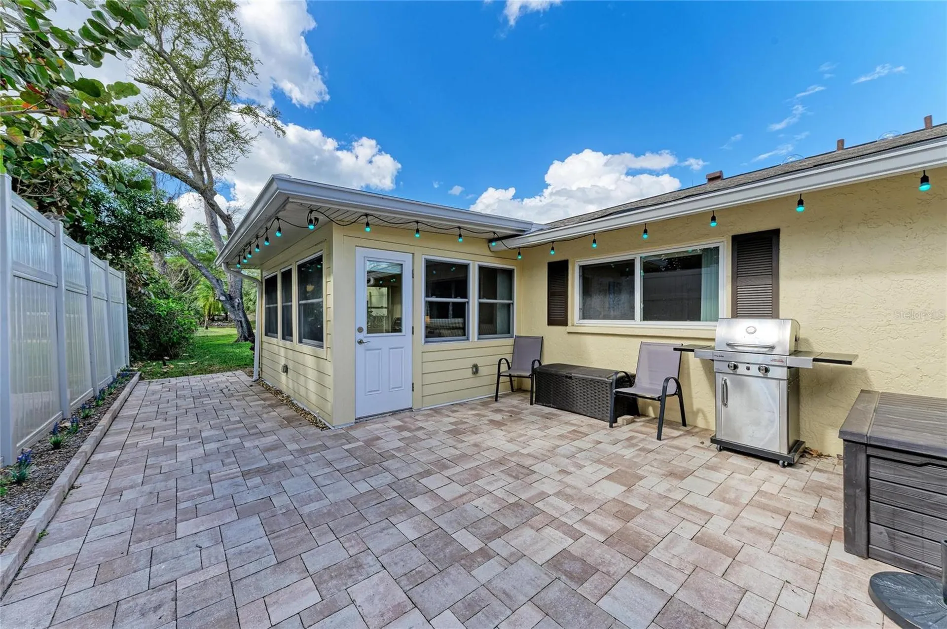 390 301 Boulevard W Bradenton FL 34205