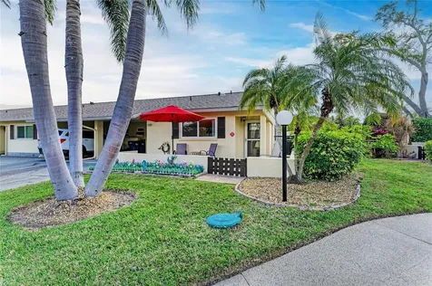 390 301 Boulevard W Bradenton FL 34205