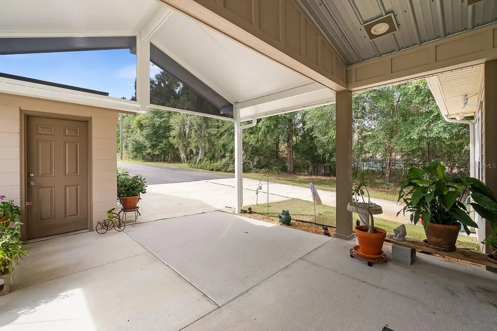 8449 Lilly Lake Road Melrose FL 32666