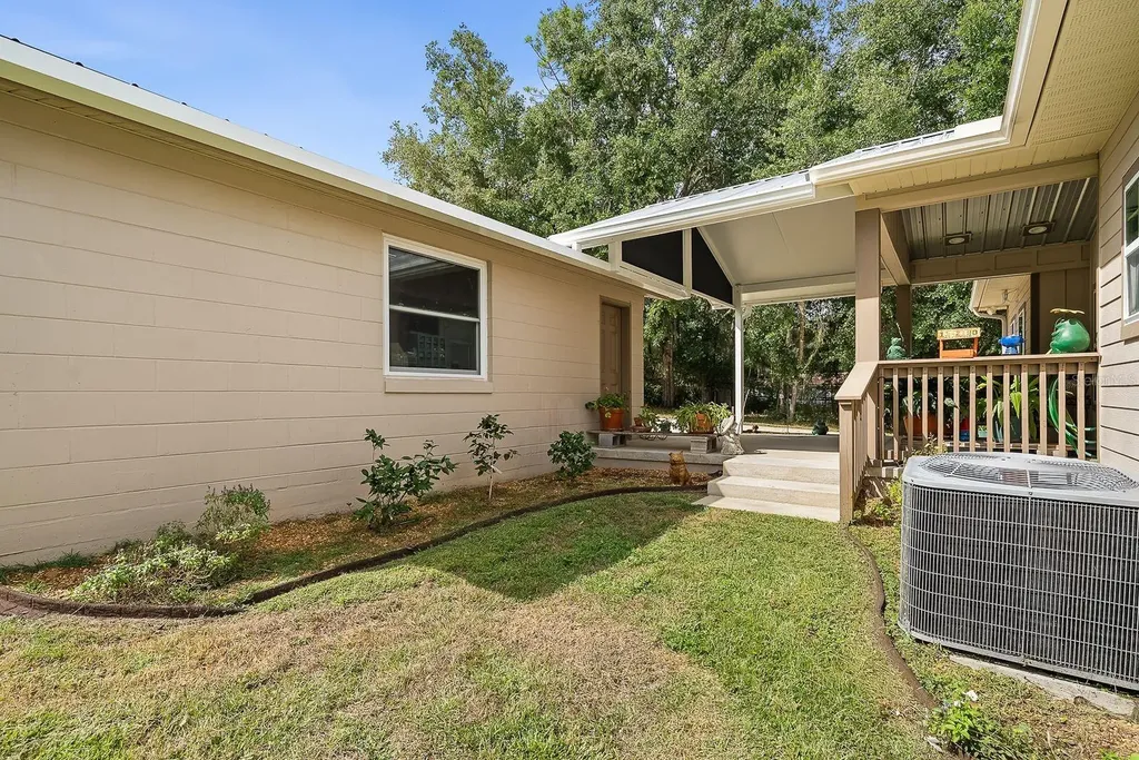 8449 Lilly Lake Road Melrose FL 32666