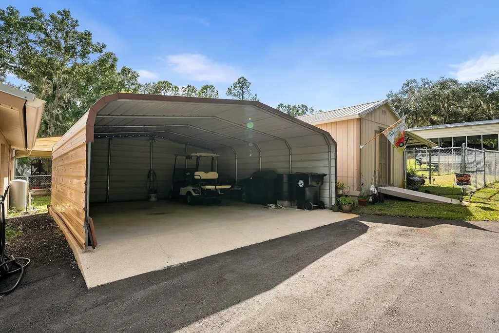 8449 Lilly Lake Road Melrose FL 32666