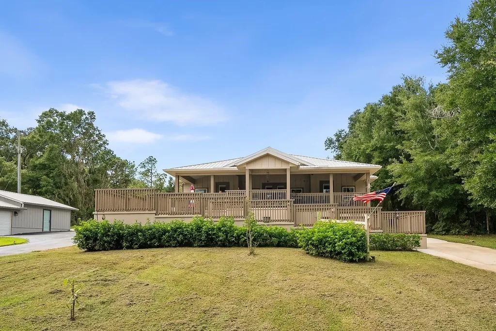 8449 Lilly Lake Road Melrose FL 32666