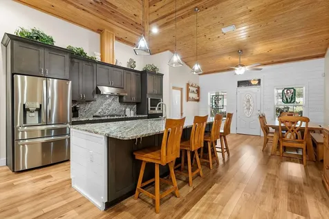8449 Lilly Lake Road Melrose FL 32666
