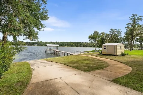 8449 Lilly Lake Road Melrose FL 32666