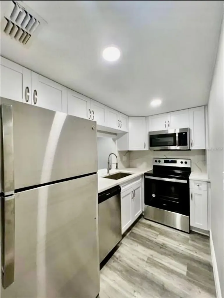 7108 Waterside Drive Tampa FL 33617