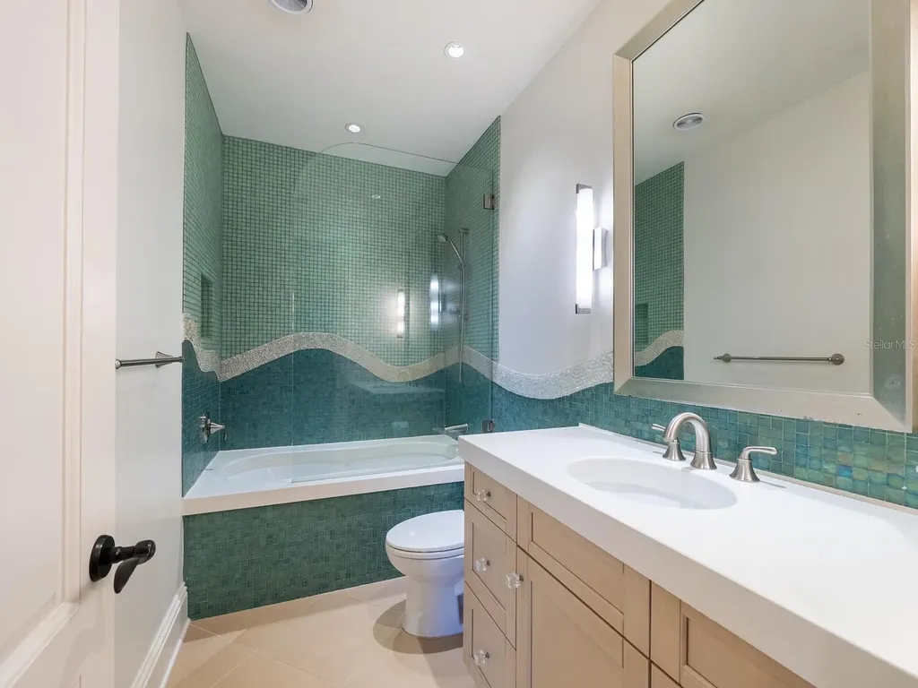 1655 South Drive Sarasota FL 34239