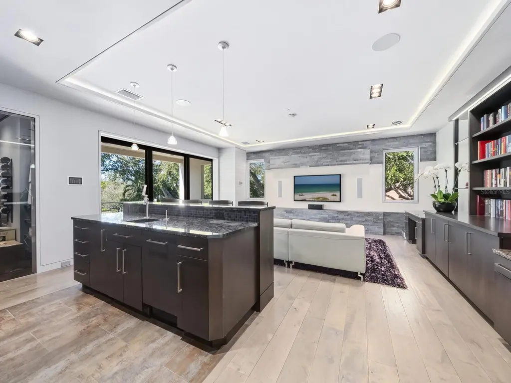 1655 South Drive Sarasota FL 34239