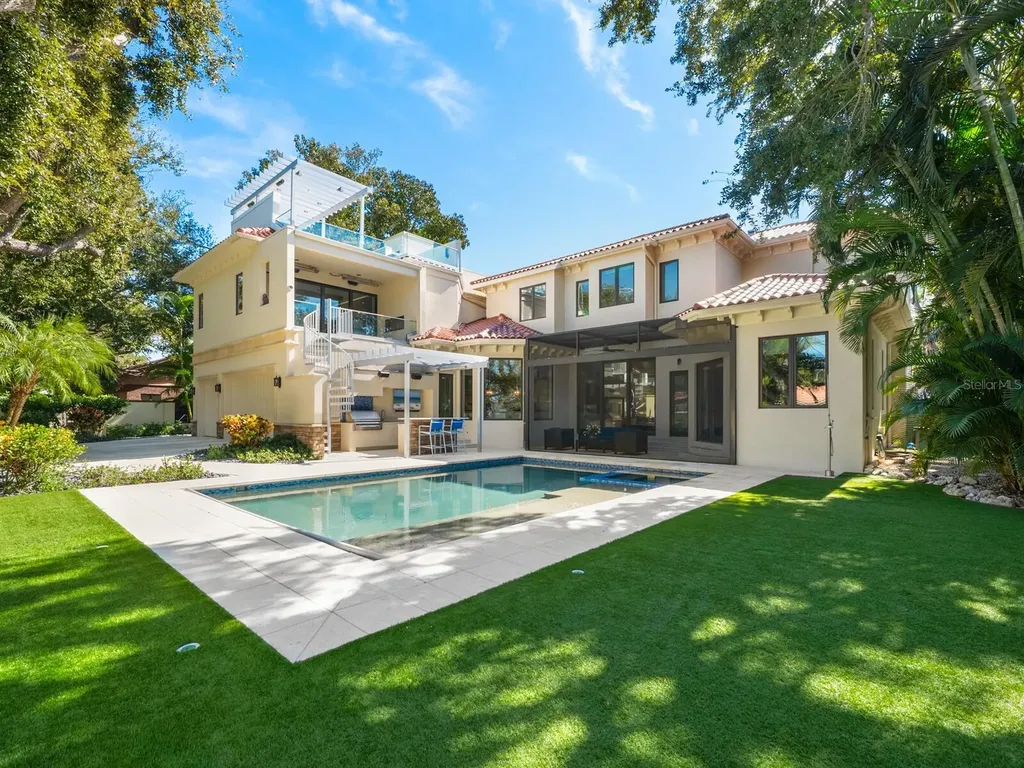 1655 South Drive Sarasota FL 34239