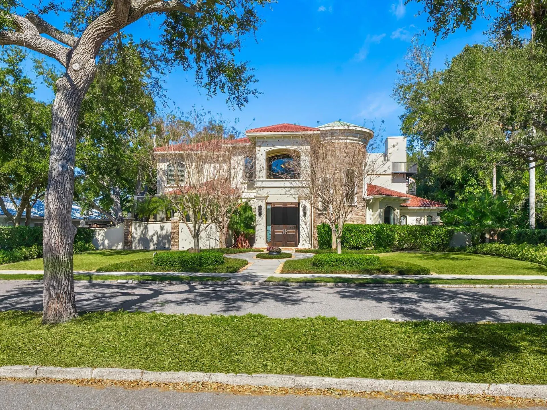 1655 South Drive Sarasota FL 34239