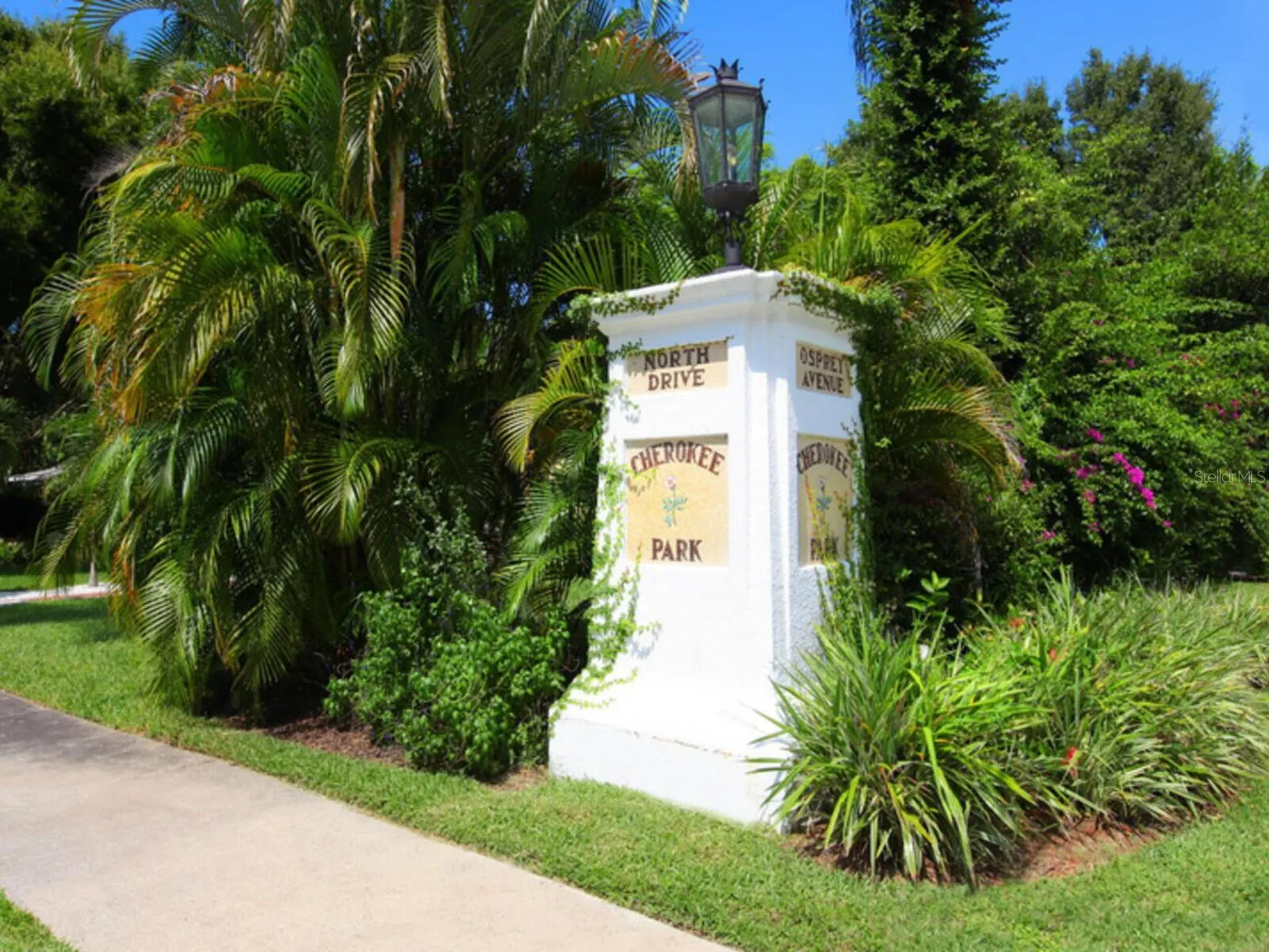 1655 South Drive Sarasota FL 34239