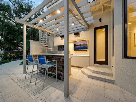 1655 South Drive Sarasota FL 34239