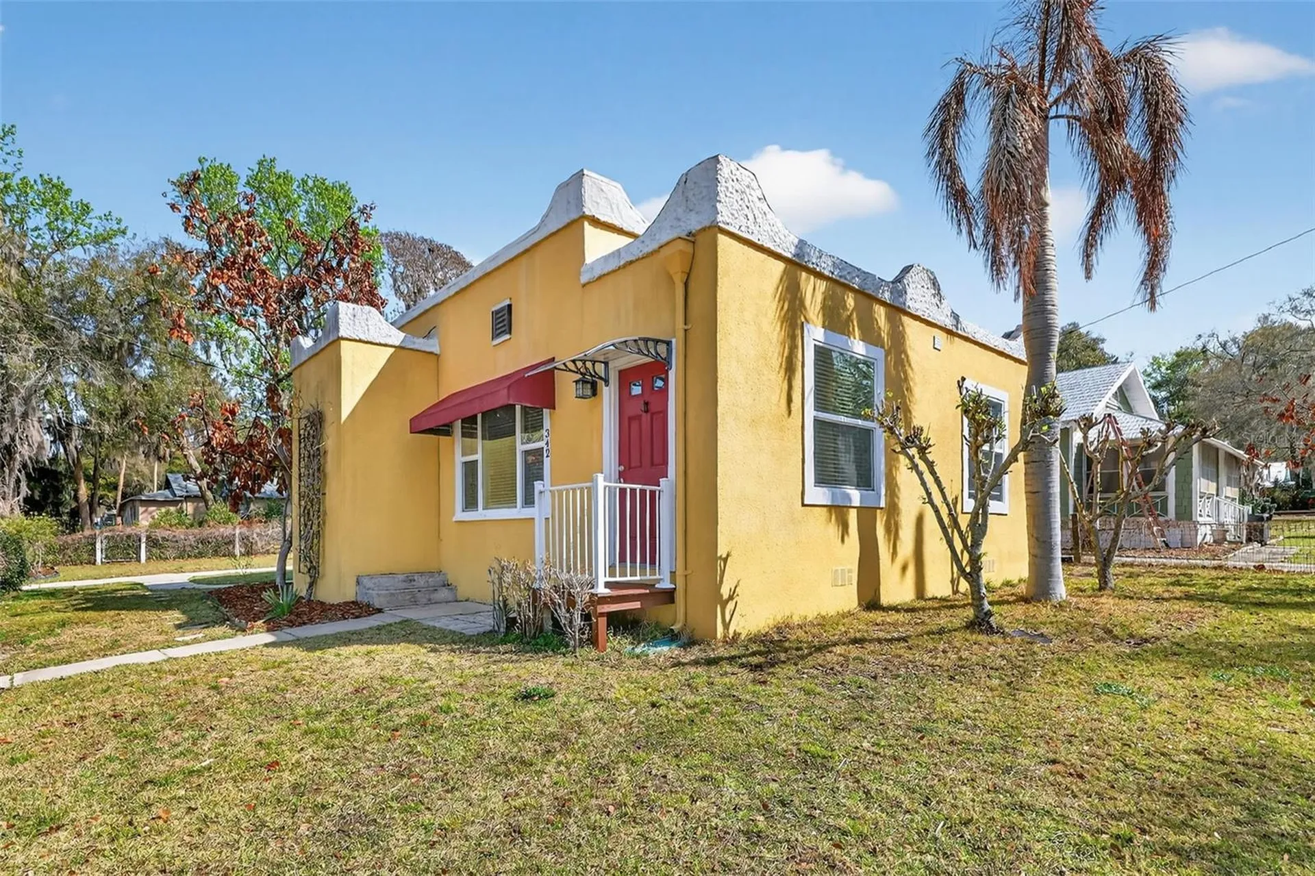 342 S Clayton Street Mount Dora FL 32757