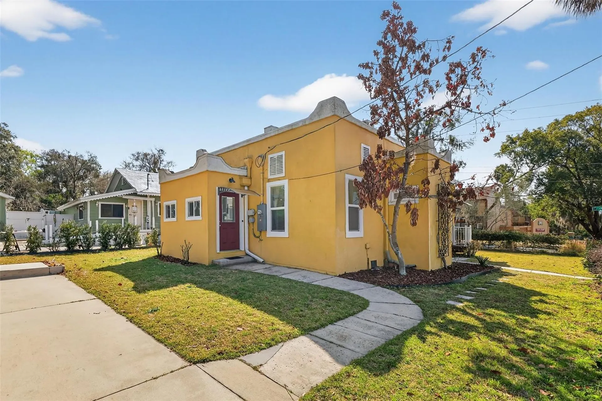 342 S Clayton Street Mount Dora FL 32757