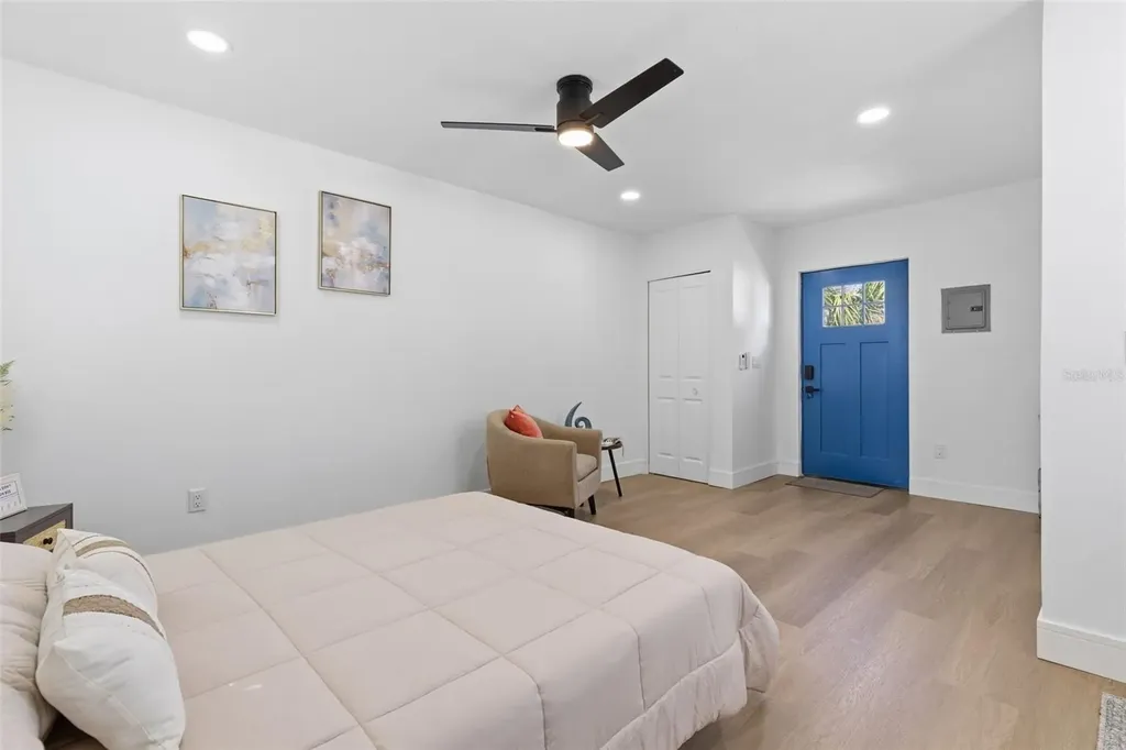 2116 W Sewaha Street Tampa FL 33612