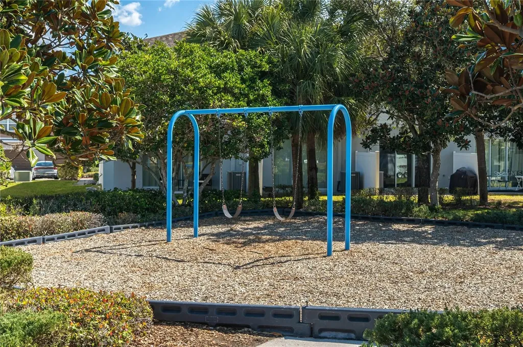 4953 White Sanderling Court Tampa FL 33619