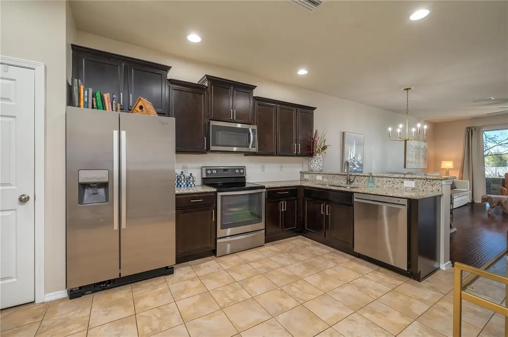 4953 White Sanderling Court Tampa FL 33619