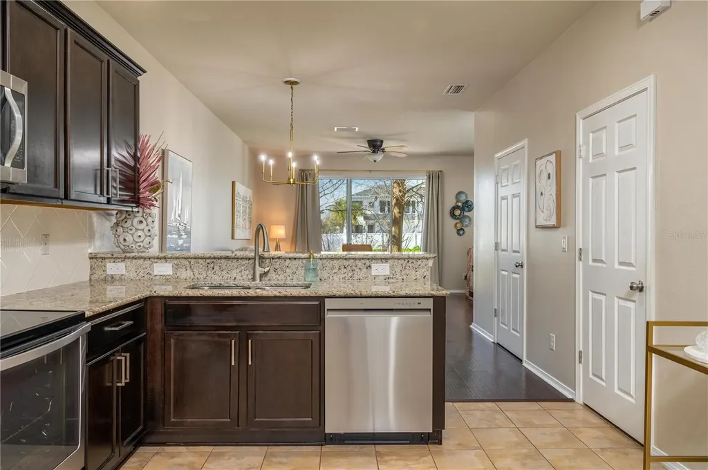 4953 White Sanderling Court Tampa FL 33619