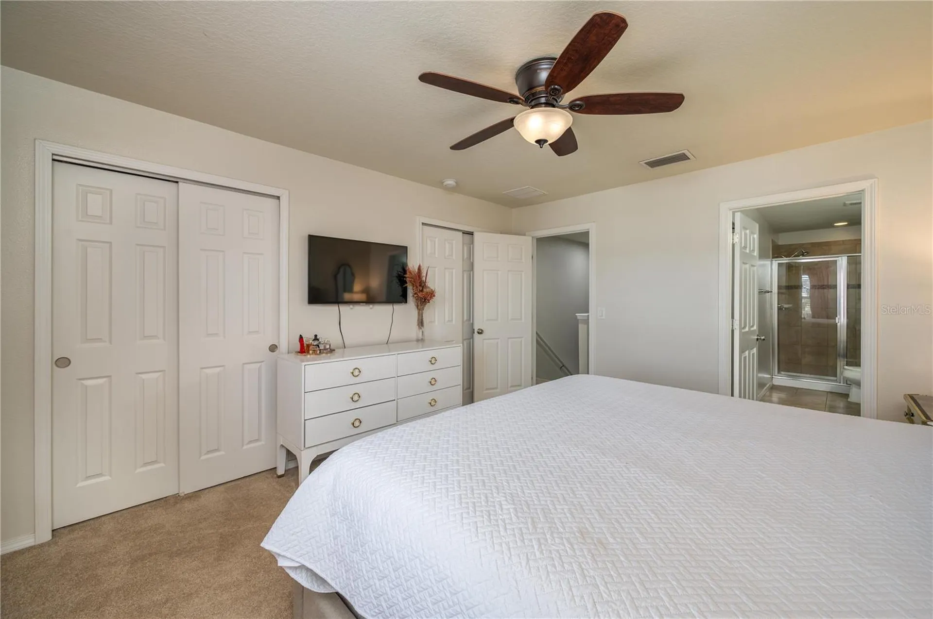 4953 White Sanderling Court Tampa FL 33619