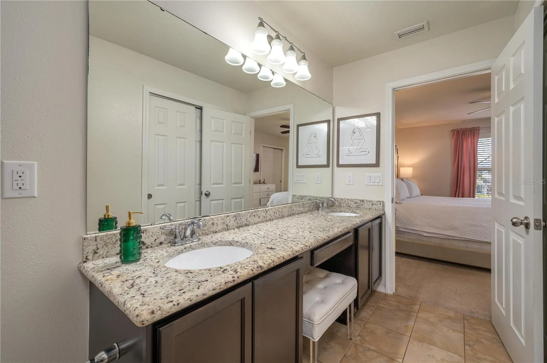 4953 White Sanderling Court Tampa FL 33619