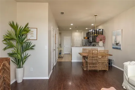 4953 White Sanderling Court Tampa FL 33619