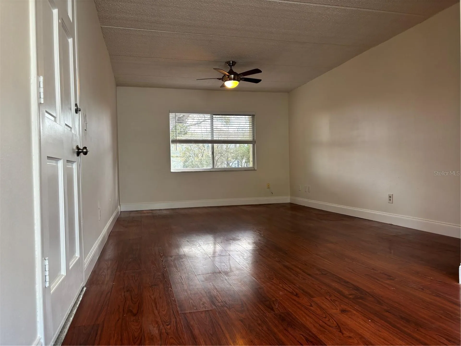 3206 W Azeele Street Tampa FL 33609