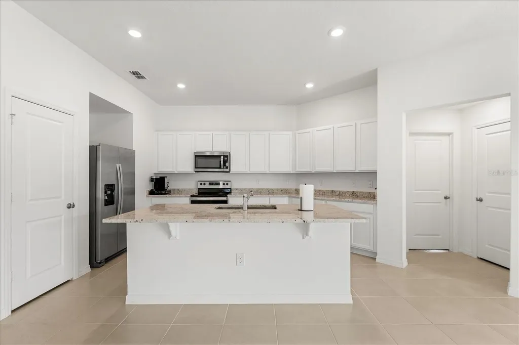 1429 Mattie Pointe Lane Auburndale FL 33823